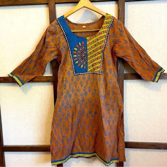 Embroidered Indian Kurti Tunic Top Sun Design‎ Brown Boho Earthy Bohemian Blouse - Picture 1 of 8